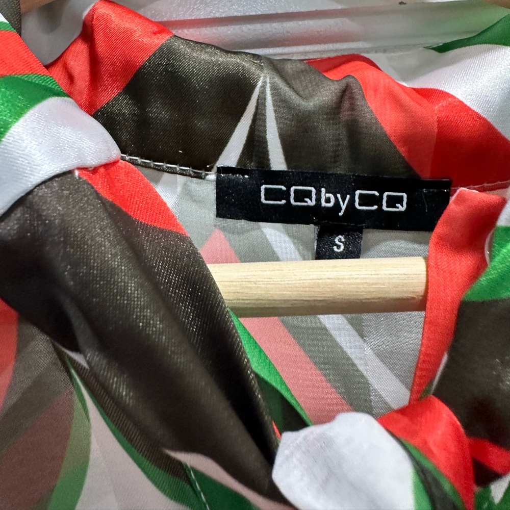 Multicolor Abstract Patterned Women's Oversized T… - image 4